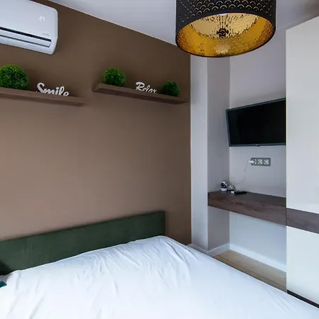 Lägenhet Modern Flat Nearby Center Fast Internet *